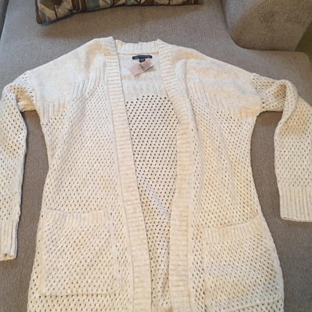 American Eagle sweater